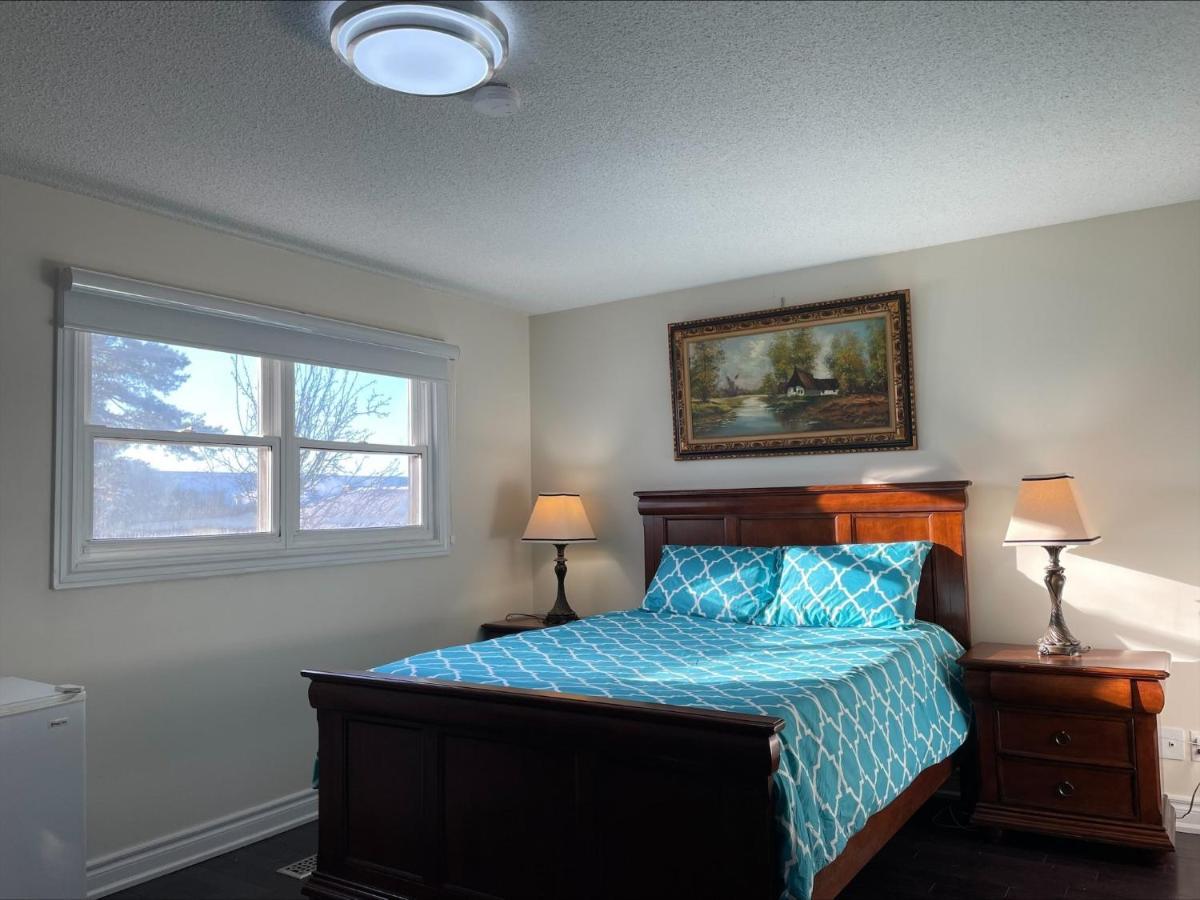 77 Nice And Warm Series Rooms Торонто Экстерьер фото