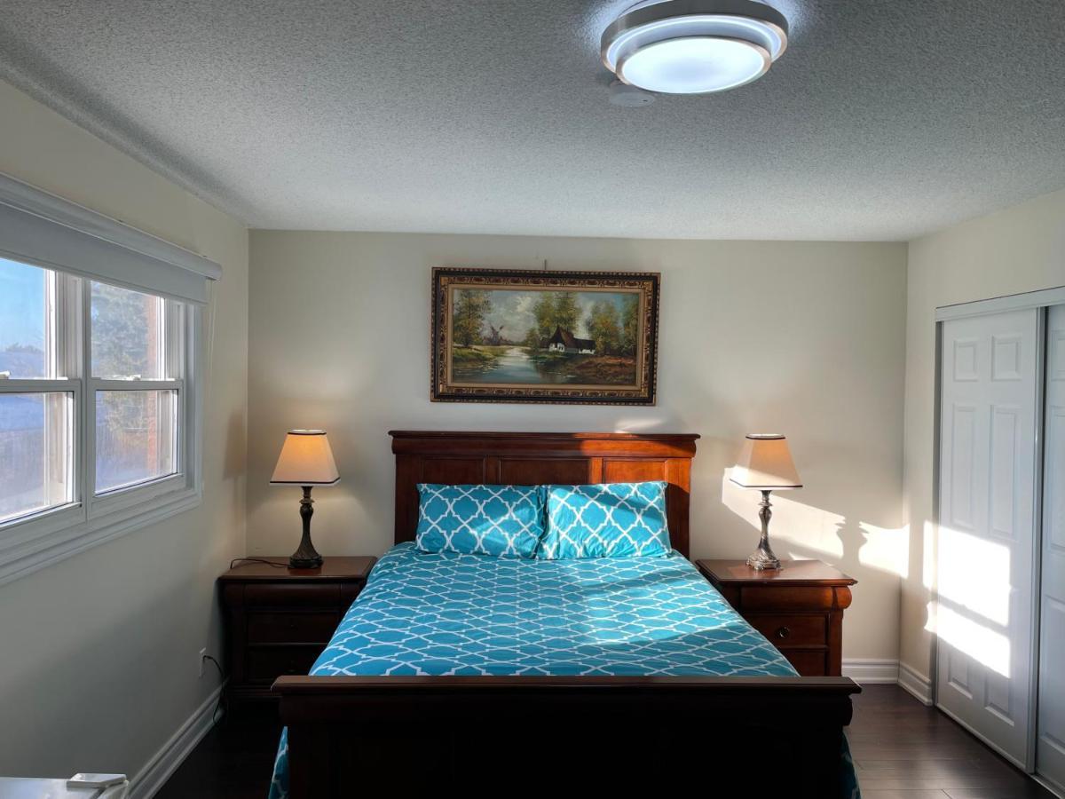 77 Nice And Warm Series Rooms Торонто Экстерьер фото