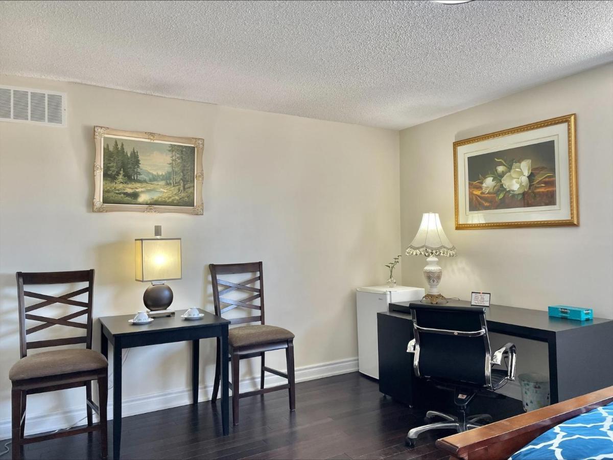77 Nice And Warm Series Rooms Торонто Экстерьер фото