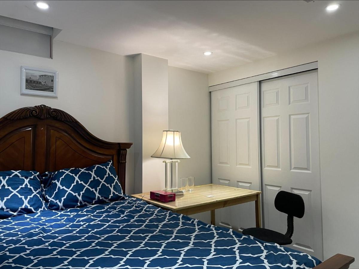 77 Nice And Warm Series Rooms Торонто Экстерьер фото